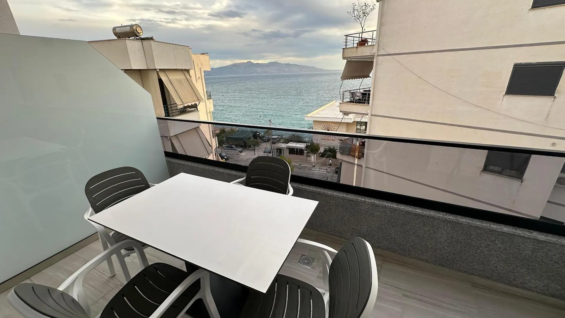Teolea Apartments Sarande 0*,  Albania